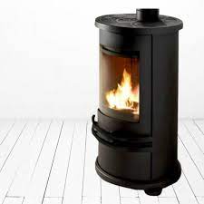 Купить Печь-камин Invicta Orense в интерьере чугунная в Борисове в Борисове