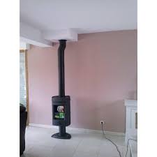 Печь-камин чугунный Invicta Mairy в интерьере Амазонка бай фото в Борисове