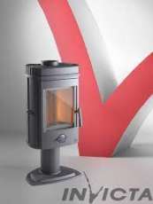 Печь-камин чугунный Invicta Mesnil в интерьере Амазонка бай фото в Борисове