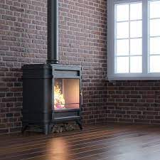 Печь-камин Invicta Siam в интерьере Амазонка бай фото в Борисове