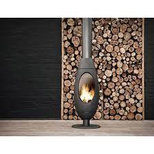 Печь-камин чугунный Invicta Ove в интерьере Амазонка бай фото в Борисове