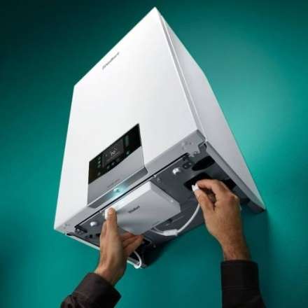 Газовый котел Vaillant VU 25CS/1-5 (N-INT4) ecoTEC plus в Борисове